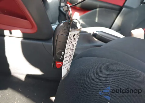 2013 Dodge Dart Rallye z USA, uszkodzony, nr VIN 1C3CDFBHXDD184793